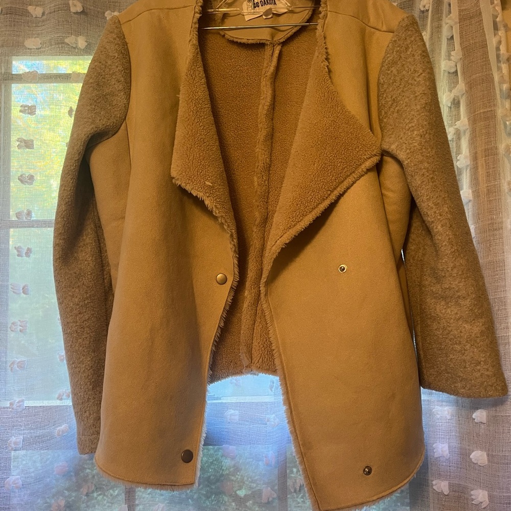 BB Dakota Tan and Cream Teddy Jacket
